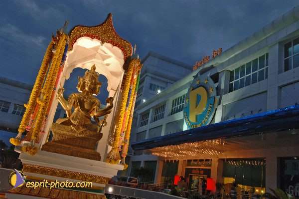 Nom de l'image : D2091582_1 — Description :  Enfants du Mékong