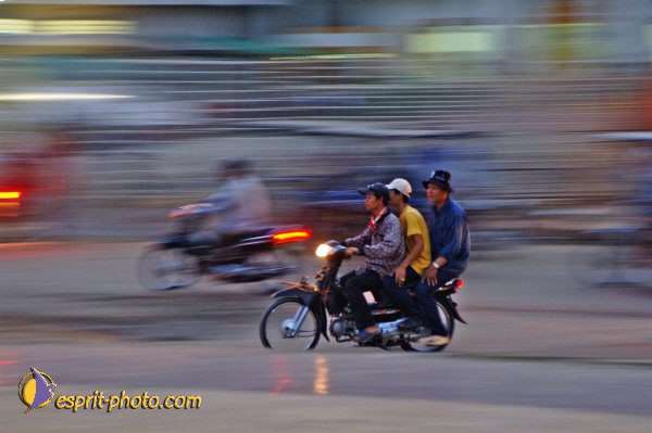 Nom de l'image : D2091595_1 — Description :  Enfants du Mékong