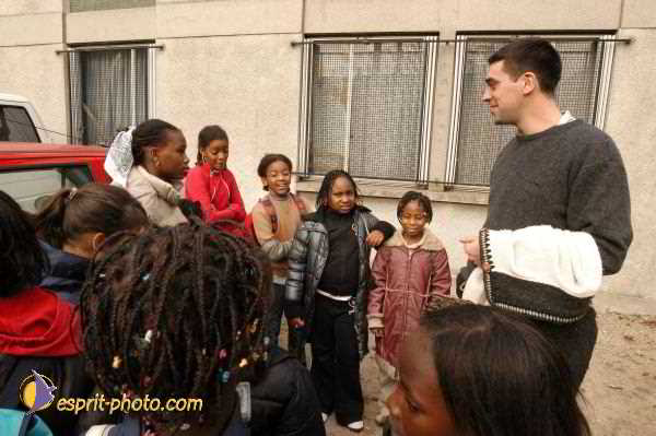 Nom de l'image : E00016194-1 — Description :  Toussaint 2004 - Messe avec les sans abri