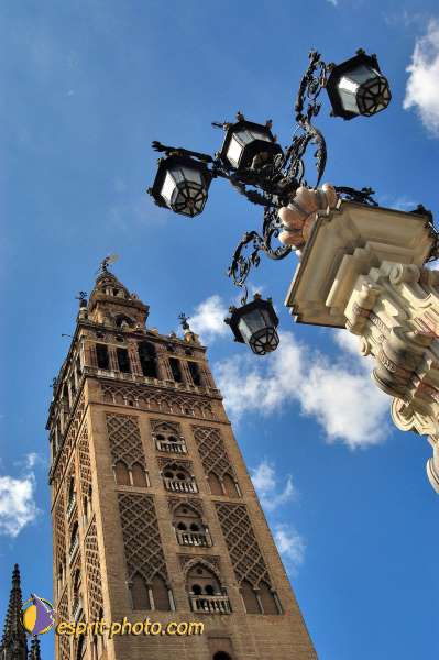 Nom de l'image : D1218085-1 — Description :  Pâques 2005 à Seville (Espagne-Andalusie)