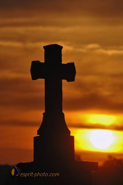 Nom de l'image : D2188229_1 — Description :  Croix