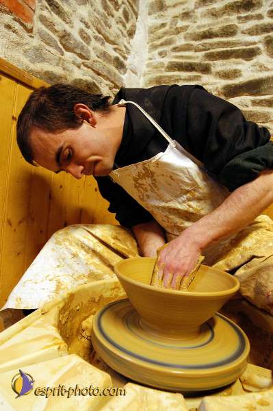 Nom de l'image : D1038488 — Description :  Cté St JEAN - Reportage livre "Masque de loup - coeur d'agneau"