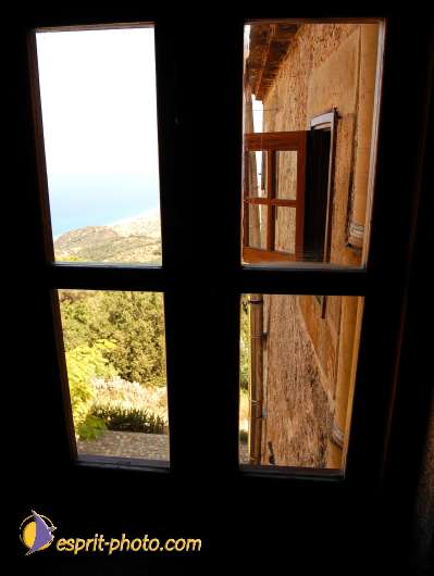 Nom de l'image : D1174254-1 — Description :  Franciscaine Rinovati (Soeurs) à Tusa (Sicile)