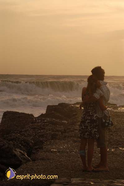 Nom de l'image : Couples_D1167472-1 — Description :  Vagues à Sabaudia (Latina-Italie)