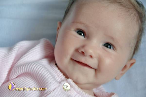 Nom de l'image : Bebe_0-6_Mois_D2240971_1 — Description :