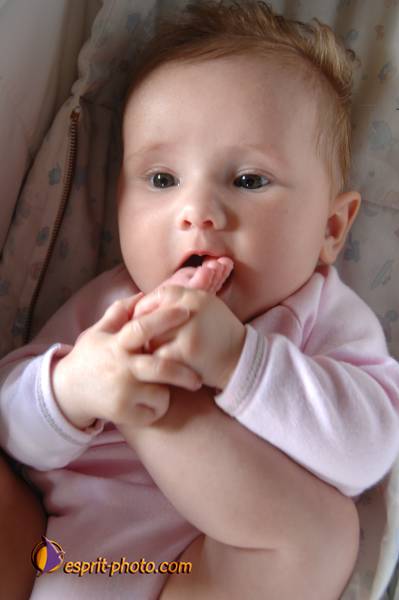 Nom de l'image : Bebe_0-6_Mois_DSC_6535 — Description :