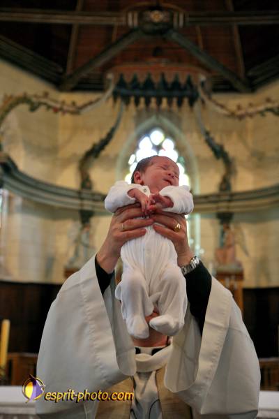 Nom de l'image : Bebe_0-6_Mois_JB_09034_1 — Description :