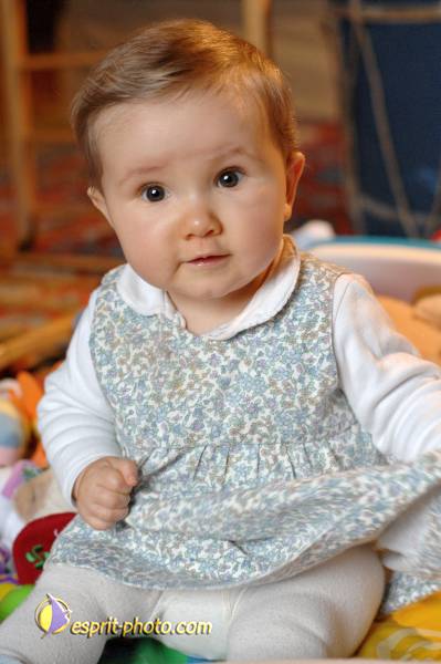 Nom de l'image : Bebe_6_Mois_E2068543_1 — Description :