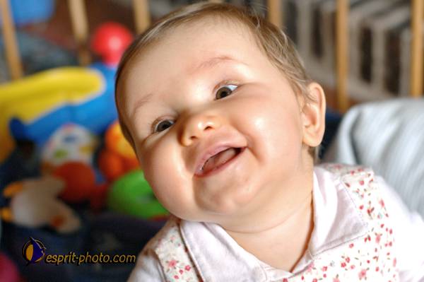 Nom de l'image : Bebe_6_Mois_E2068571_1 — Description :