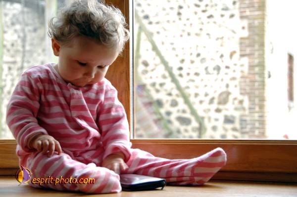 Nom de l'image : Bebe_9_Mois_D2258640_1 — Description :