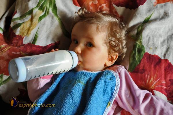 Nom de l'image : Bebe_12_Mois_D30006036_1 — Description :