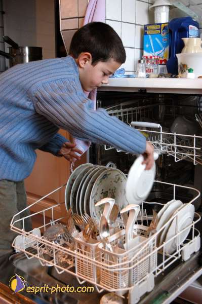 Nom de l'image : Enfant_Travaux_E00020819-1 — Description :