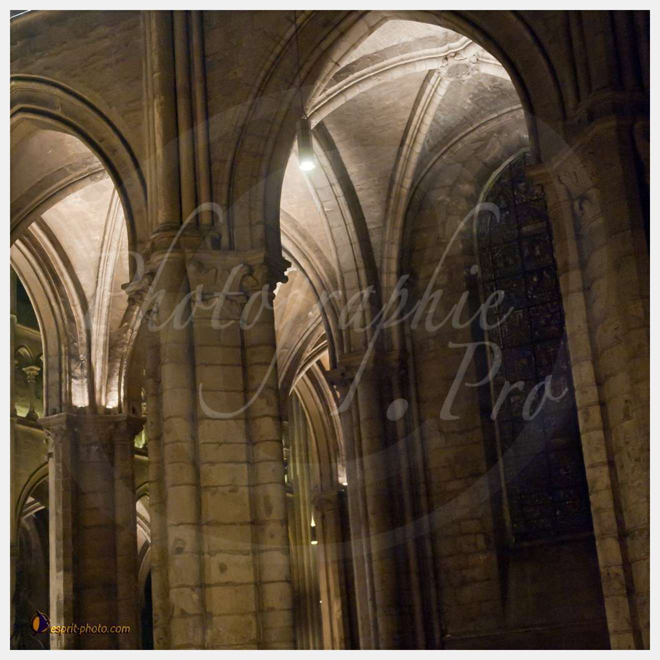 Nom de l'image : D30099432a — Description :