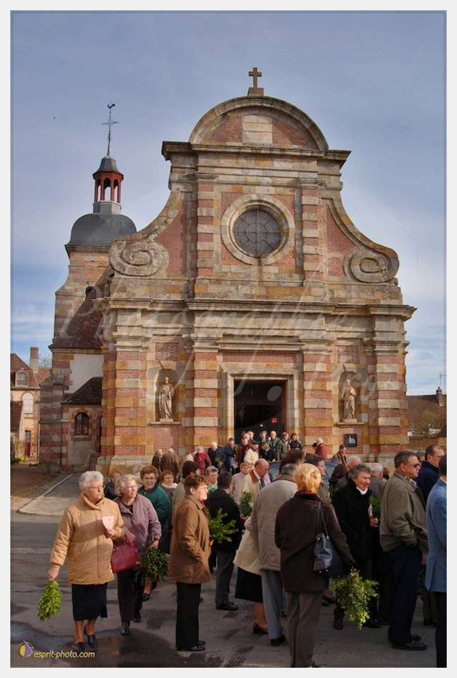 Nom de l'image : D2146127_1 — Description :  Sortie de messe - La FertE? Vidamme