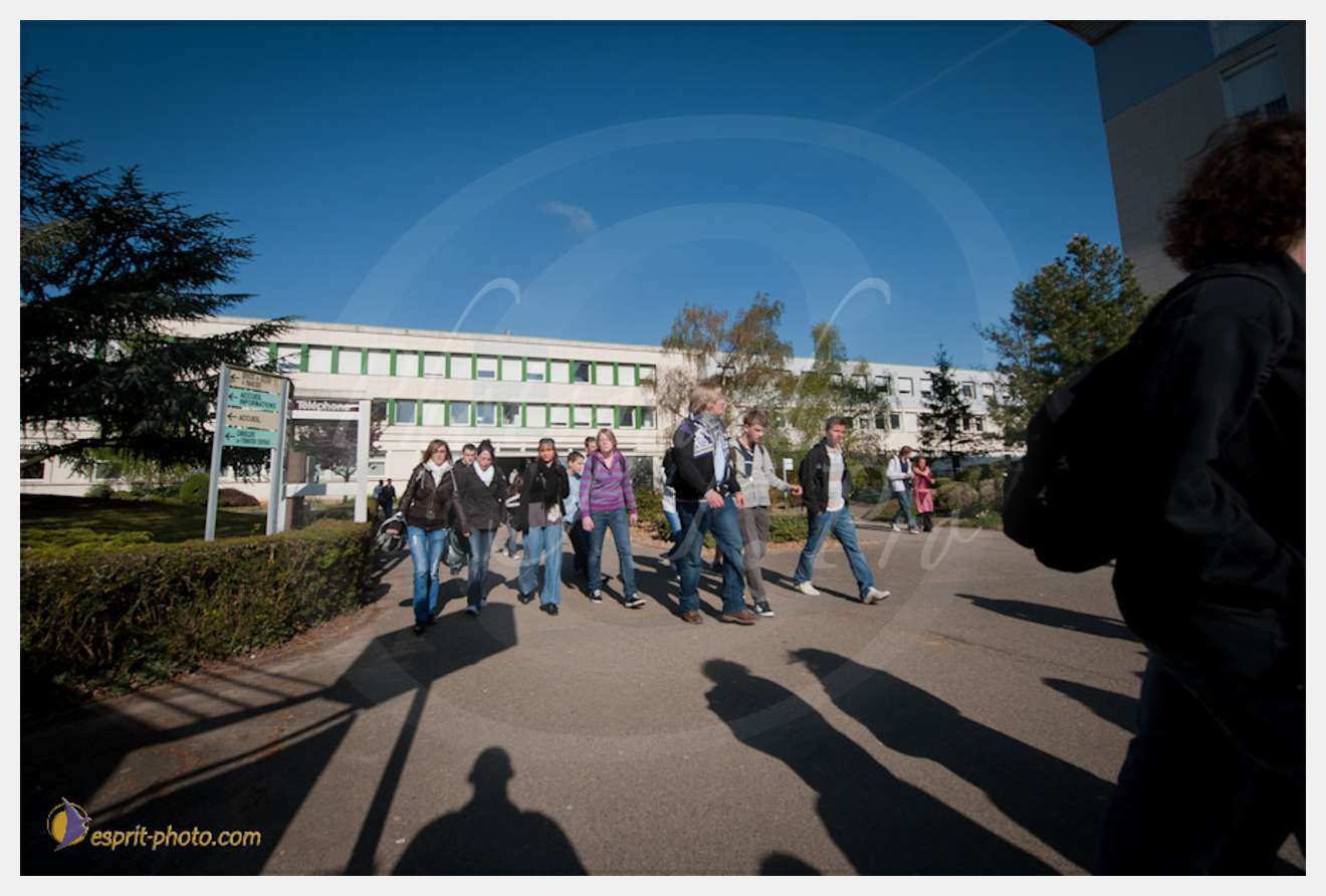 Nom de l'image : D30102034a.com — Description :