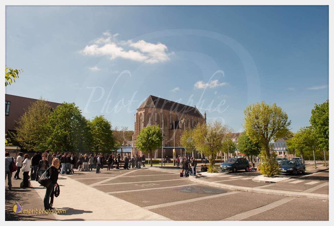 Nom de l'image : D30102188a.com — Description :