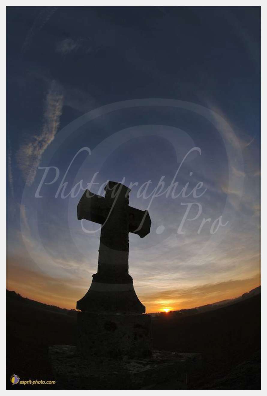 Nom de l'image : D2188208_1 — Description :  Croix