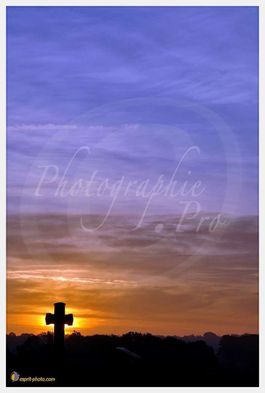 Nom de l'image : D2188213_1 — Description : Croix