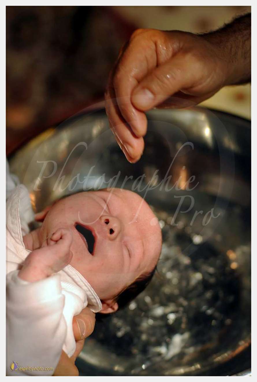 Nom de l'image : D2226463_1 — Description :  BaptI?me de bE?bE?