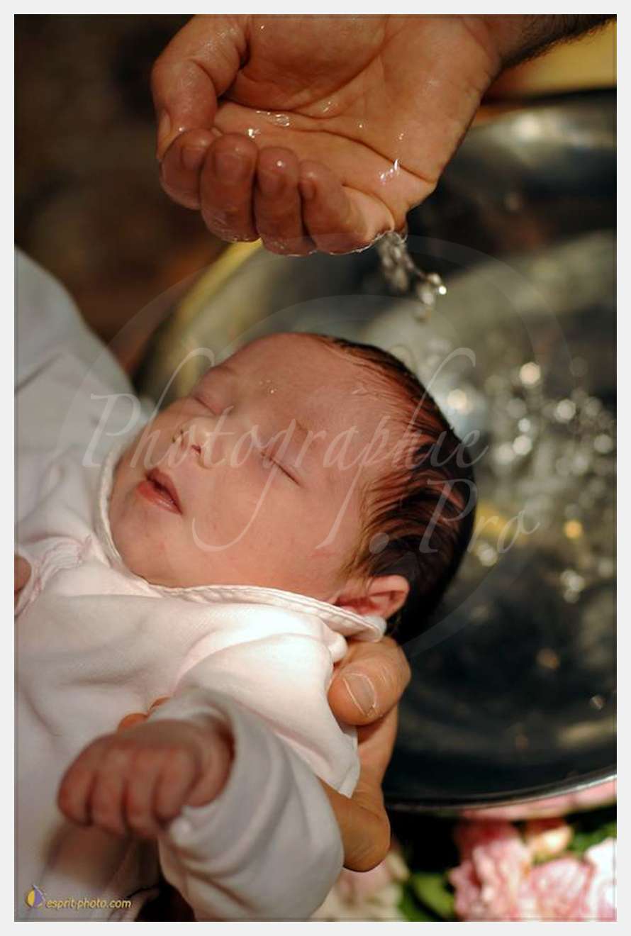 Nom de l'image : D2226475_1 — Description :  BaptI?me de bE?bE?