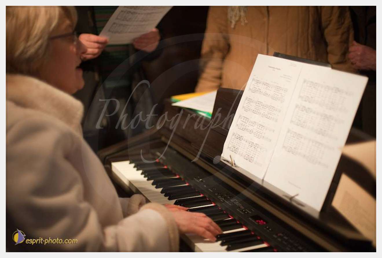 Nom de l'image : D30096587a — Description :  Cate?chume?ne a? l'e?glise de la Ferte? Vidame - 3e e?tape