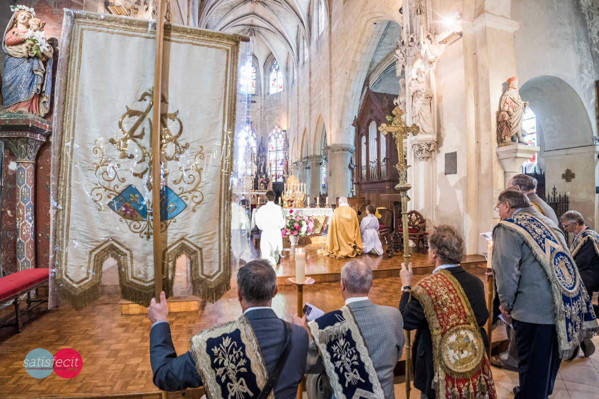 Procession du Saint Sacrement