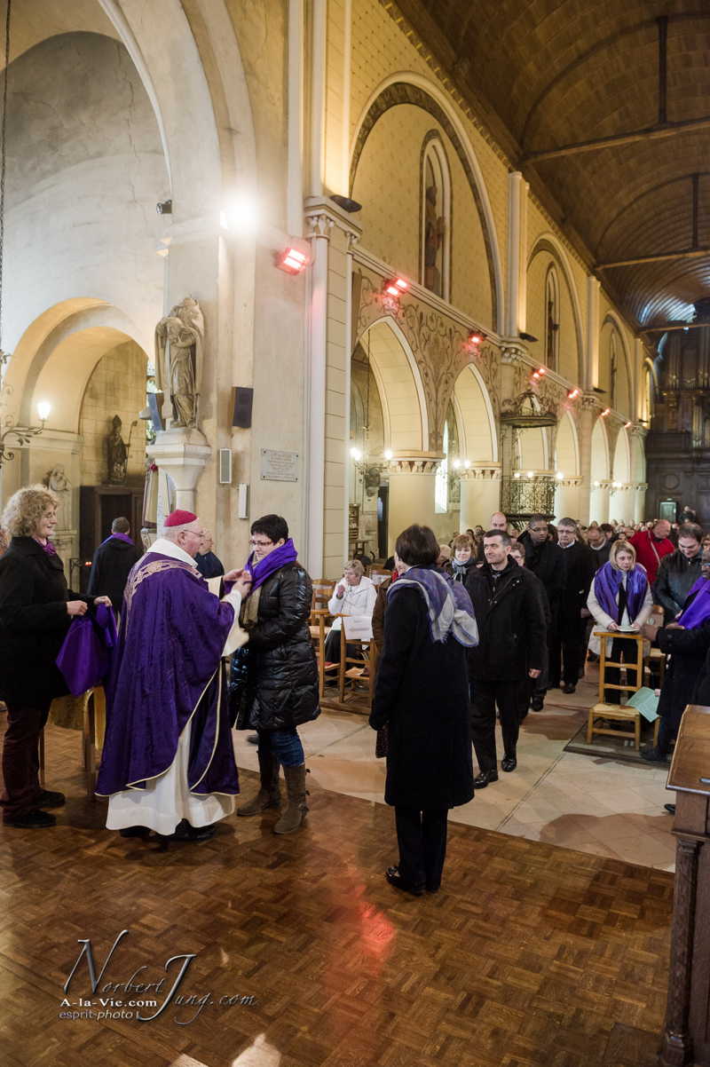 Nom de l'image : Messe-de-cloture-et-appel-decicif-des-Catecumen-a-la-Madeleine_2013-02-17__(c)Norbert-Jung.com_D3s096877 — Description :