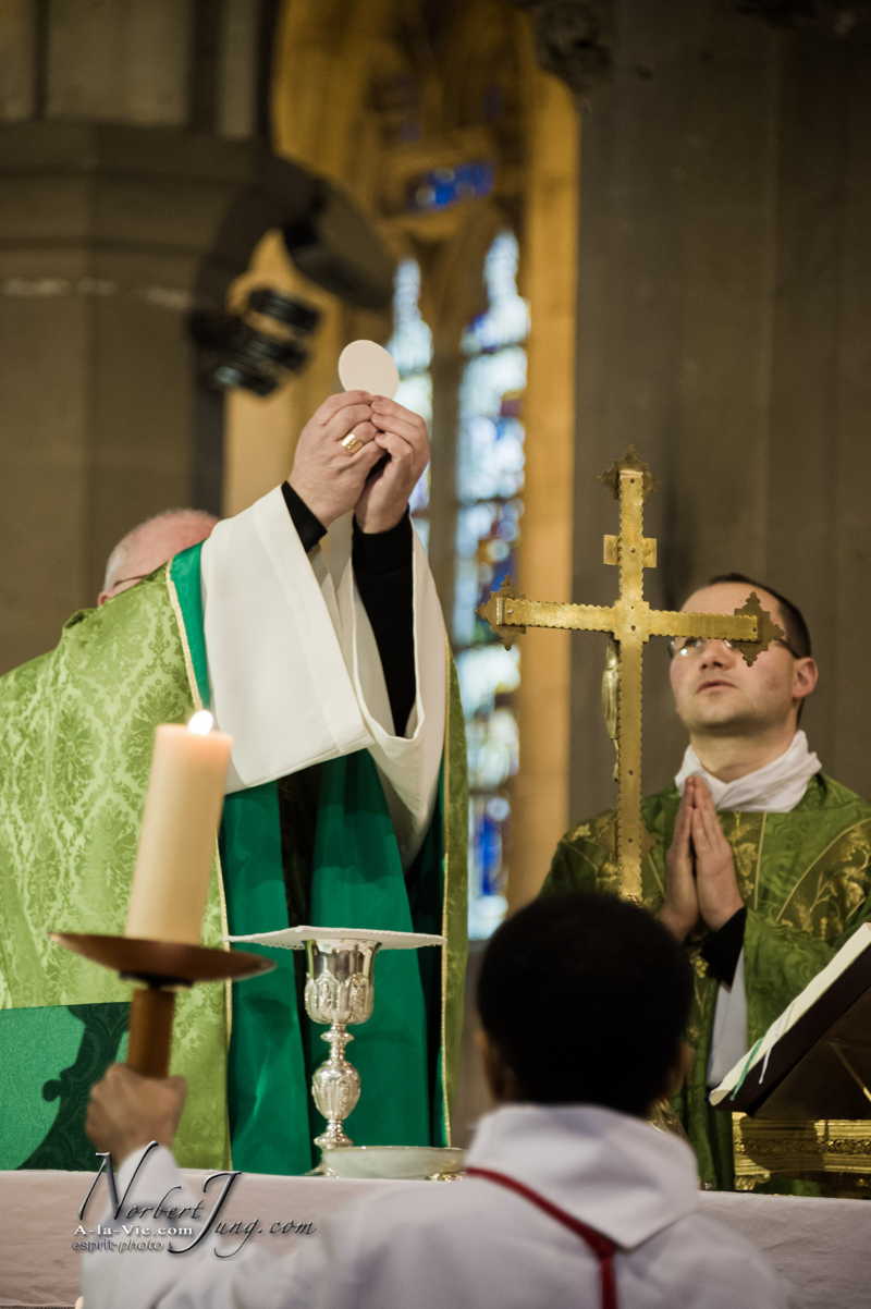 Nom de l'image : Messe-et-Sacrement-des-Malades-a-la-Madeleine_2013-02-10__(c)Norbert-Jung.com_D3s096728 — Description :