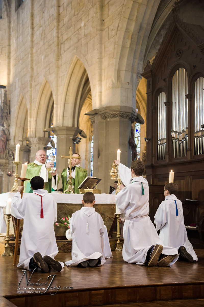 Nom de l'image : Messe-et-Sacrement-des-Malades-a-la-Madeleine_2013-02-10__(c)Norbert-Jung.com_D3s096730 — Description :