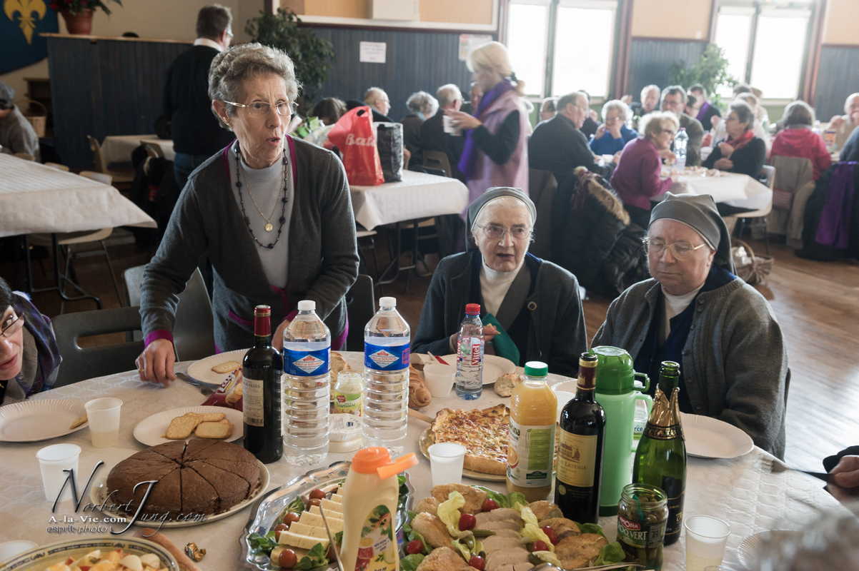 Nom de l'image : Repas-de-la-cloture-VP-a-la-salle-de-Fete-de-Verneuil_2013-02-17__(c)Norbert-Jung.com_D3s096954 — Description :