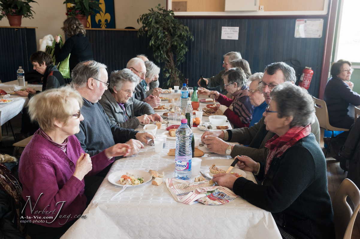 Nom de l'image : Repas-de-la-cloture-VP-a-la-salle-de-Fete-de-Verneuil_2013-02-17__(c)Norbert-Jung.com_D3s096955 — Description :