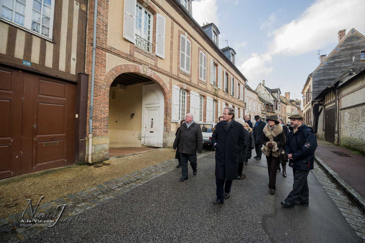Nom de l'image : Visite-de-Verneuil-avec-le-Maire_2013-01-27__(c)Norbert-Jung.com_D3s096502 — Description :