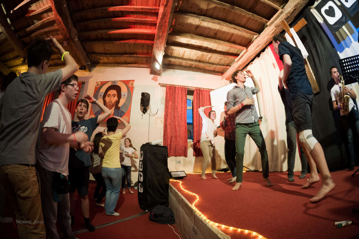 Nom de l'image : 160521_214007_D3s131137 — Description :