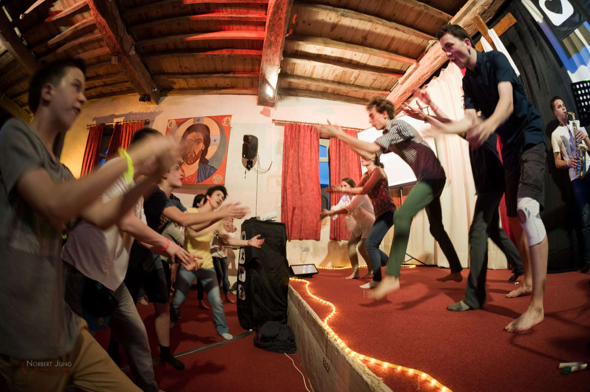 Nom de l'image : 160521_214014_D3s131142 — Description :