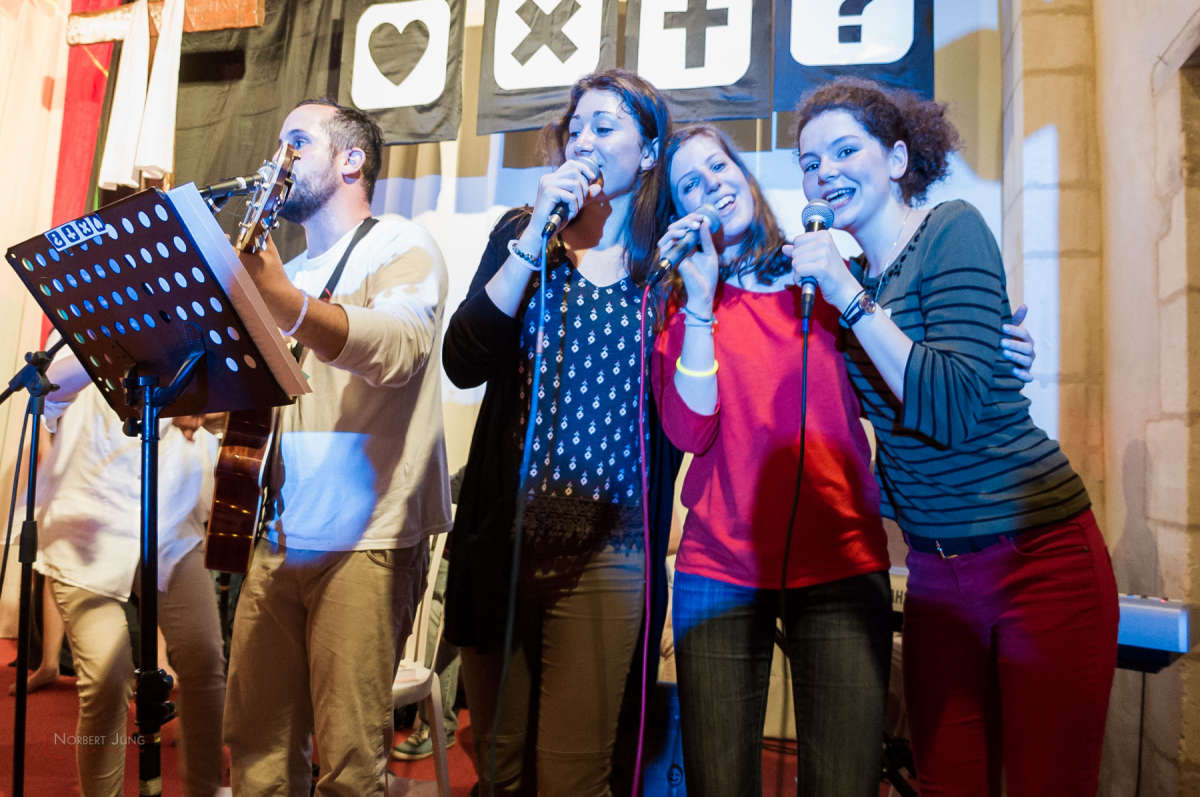 Nom de l'image : 160521_214742_D3s131162 — Description :