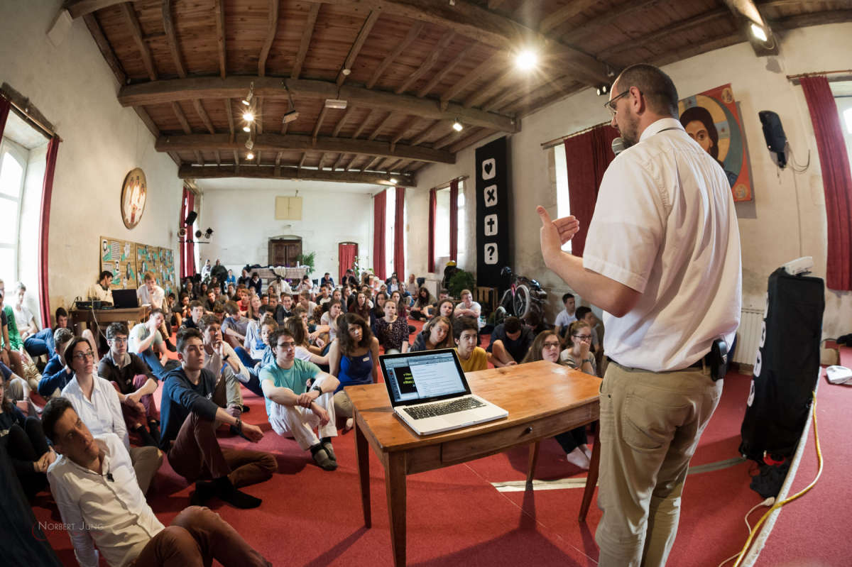 Nom de l'image : 160522_101930_D3s131373 — Description :