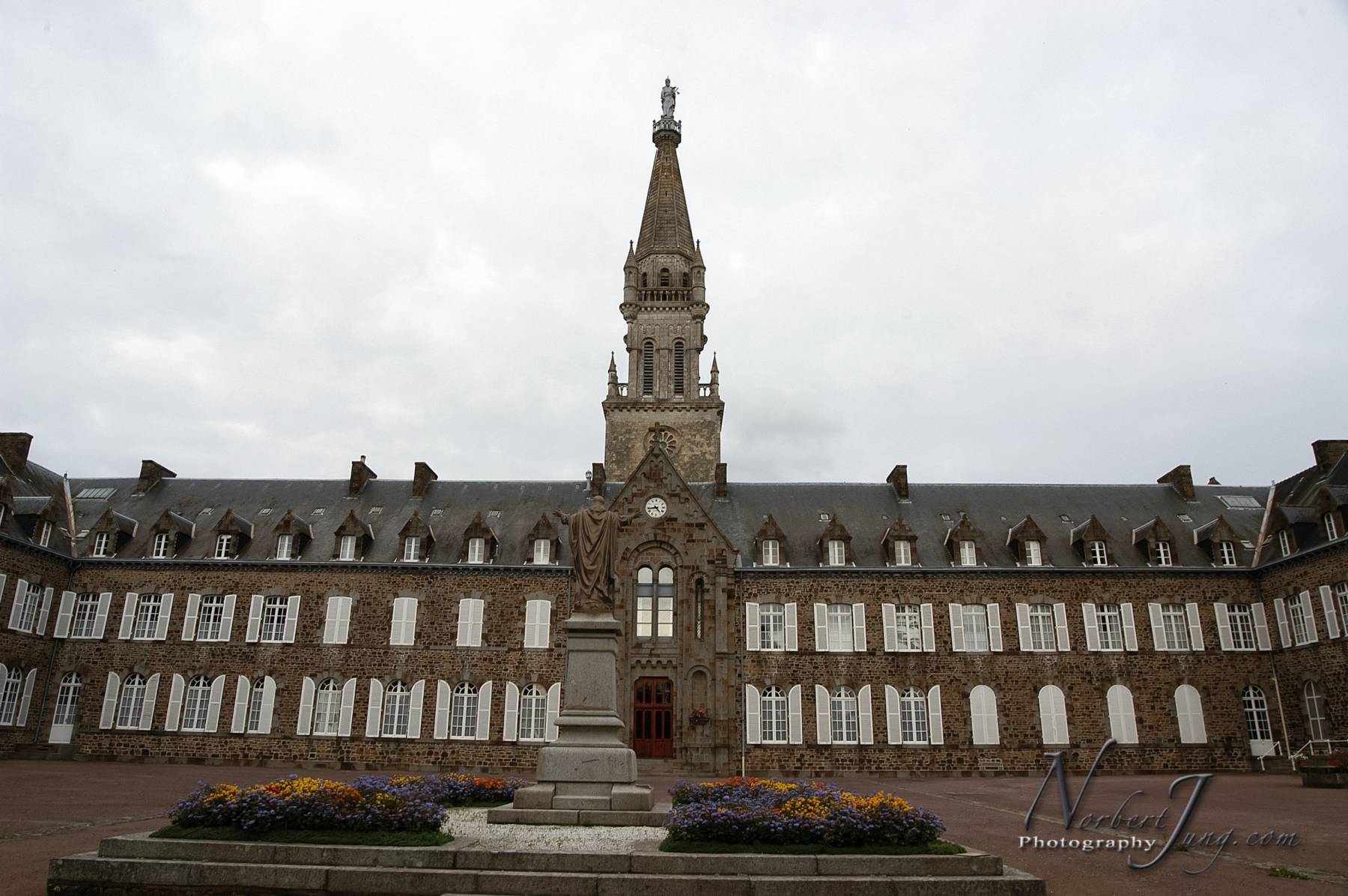 Nom de l'image : E00011671-01a_(c)www.Norbert-JUNG-com-Photographe — Description :