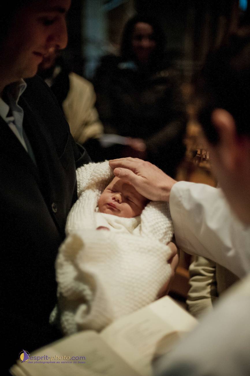 Nom de l'image : D30095419_c_Photographie.Pro — Description :  Baptême de Louis GROUES (Jeanne et Xavier)