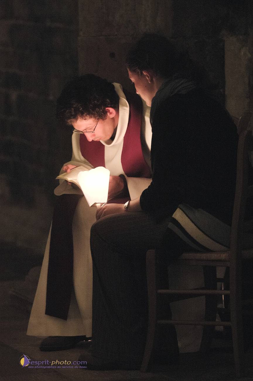 Nom de l'image : D2168013_1_c_Photographie.Pro — Description :  PÈlerinage : Route de VÈzelay 28 mai 2006